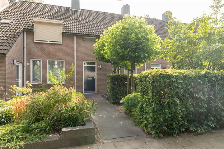 Bekijk foto 2 van Swalm 72