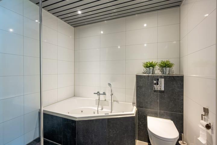 Foto 21 van Peter van Anrooylaan 163