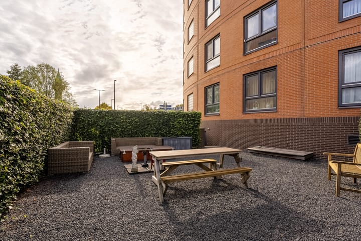 Foto 34 van Peter van Anrooylaan 163