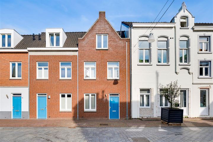 Bekijk foto 1 van Veldstraat 22