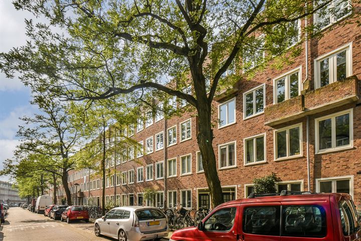 View photo 2 of Van Spilbergenstraat 79-H