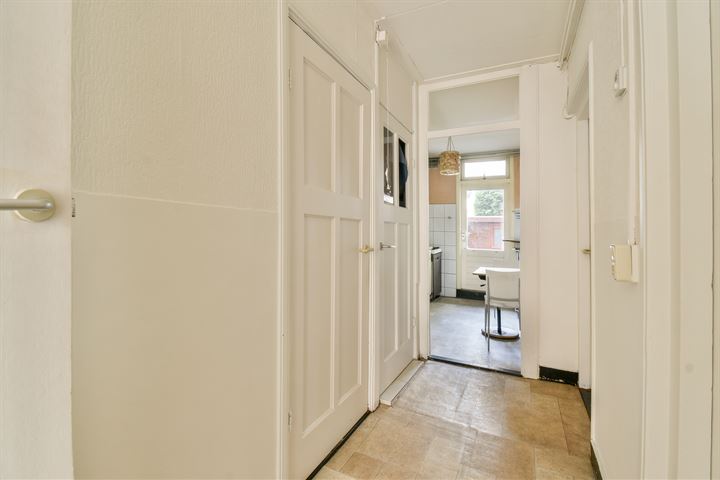 View photo 8 of Van Spilbergenstraat 79-H