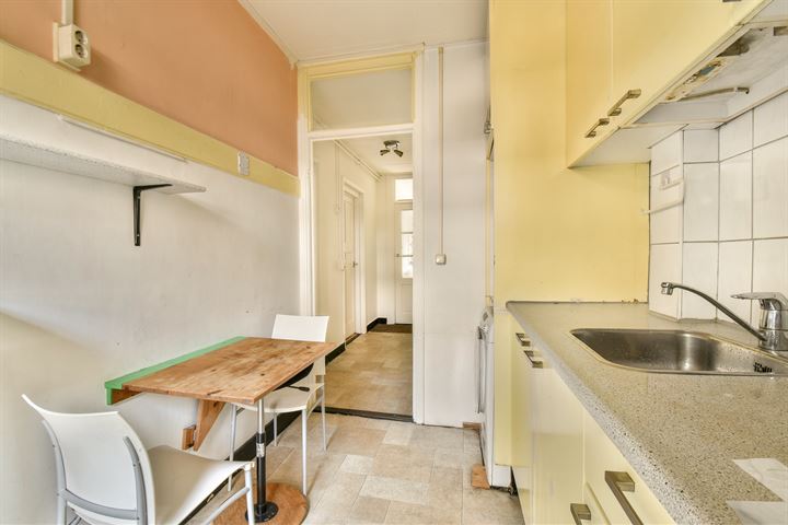 View photo 10 of Van Spilbergenstraat 79-H