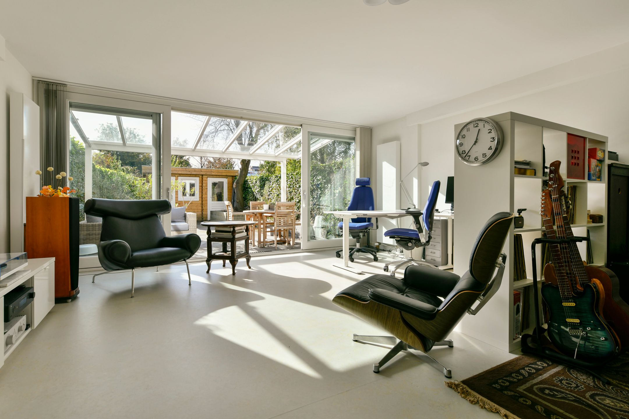 Foto 6 van Roosmarijnhof 13