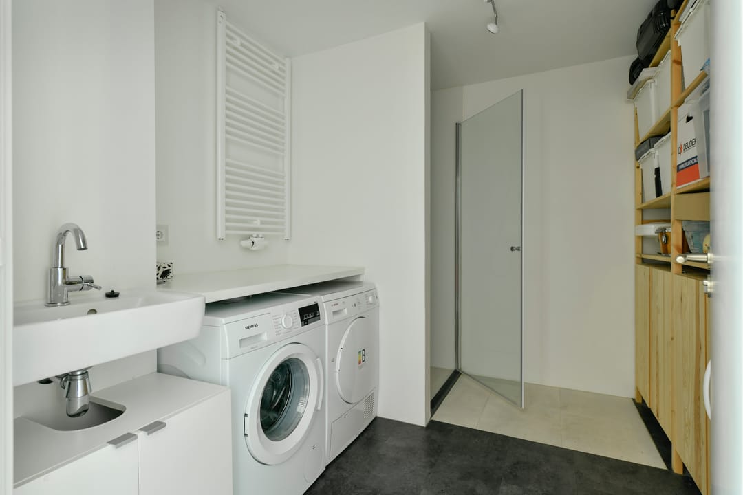 Foto 8 van Roosmarijnhof 13