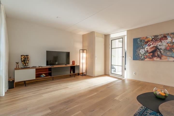 Foto 4 van Gele lis 5