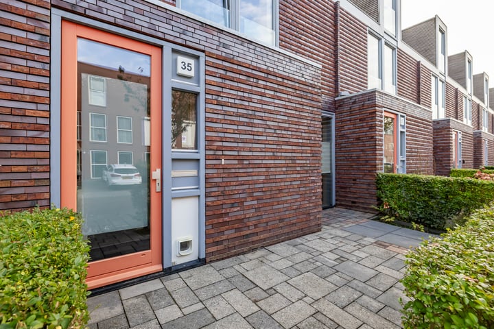 View photo 6 of Bandoengstraat 35