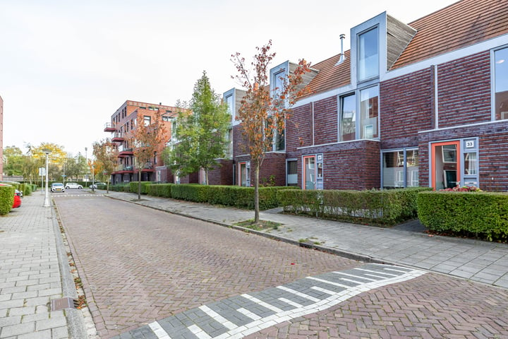 View photo 51 of Bandoengstraat 35