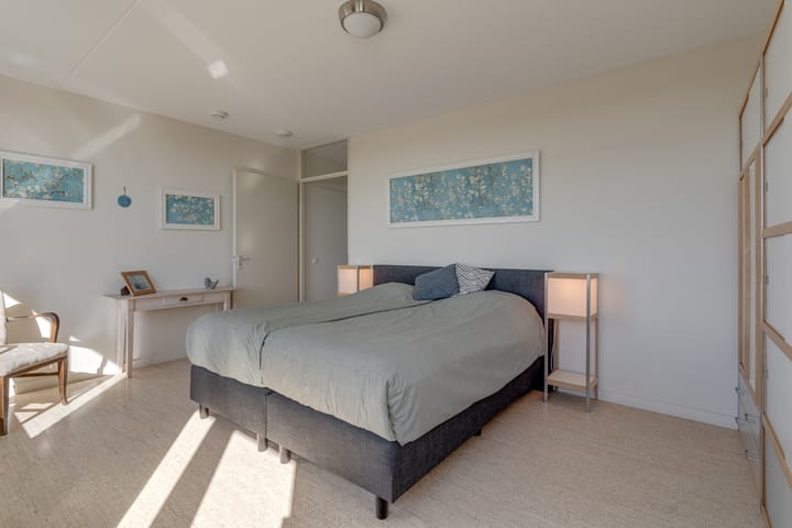 Foto 19 van Burgemeester Van den Helmlaan 55