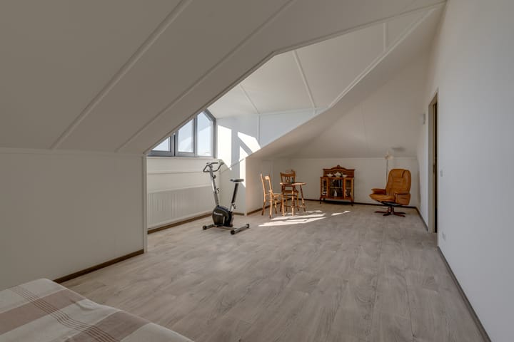 Foto 30 van Burgemeester Van den Helmlaan 55