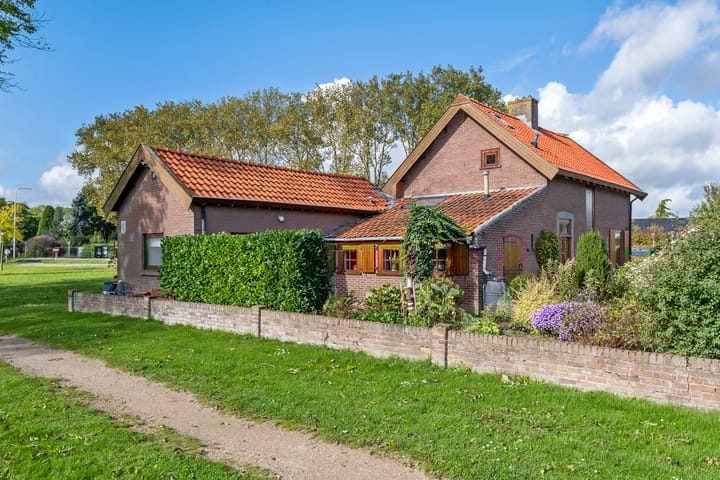 Foto 6 van Burg. Woltersstraat 27