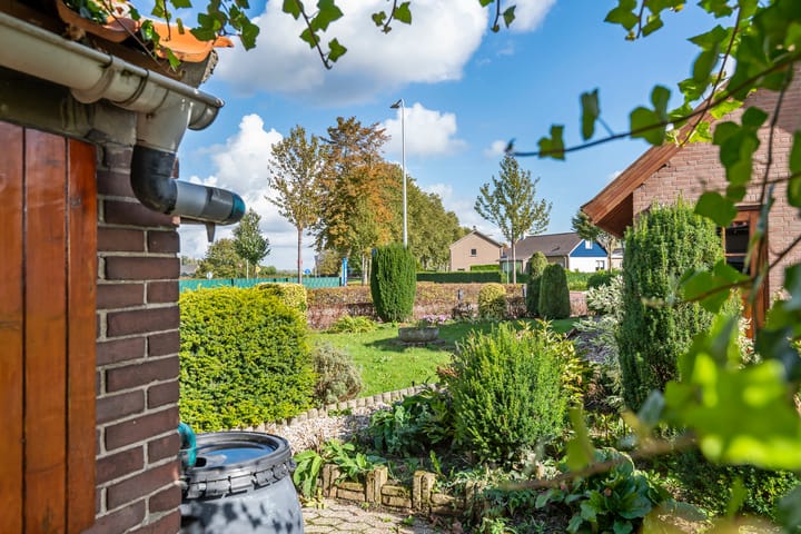 Foto 9 van Burg. Woltersstraat 27