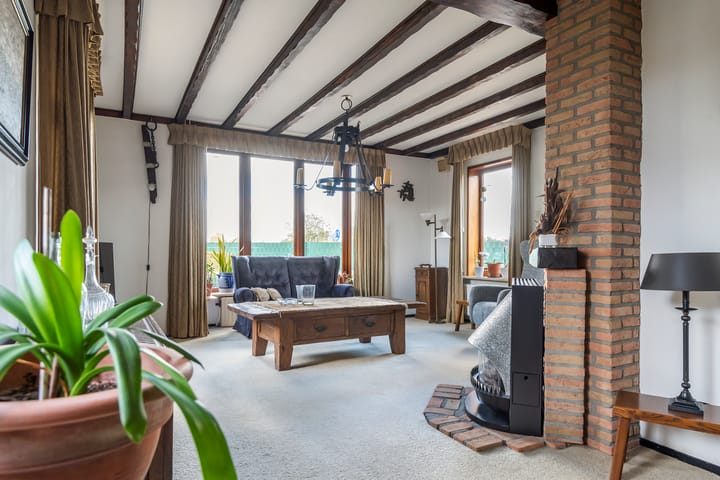 Foto 19 van Burg. Woltersstraat 27