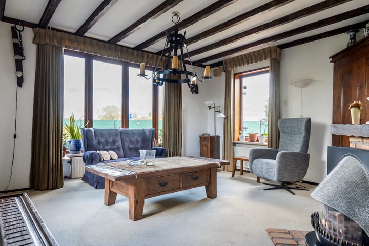 Foto 20 van Burg. Woltersstraat 27