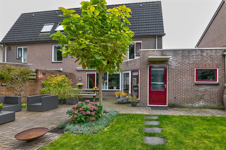 View photo 60 of Uranusstraat 21