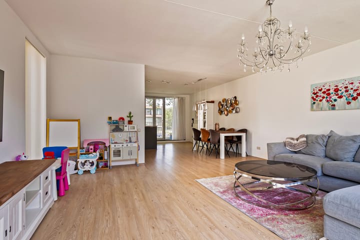 Foto 2 van Pauwenburg 24