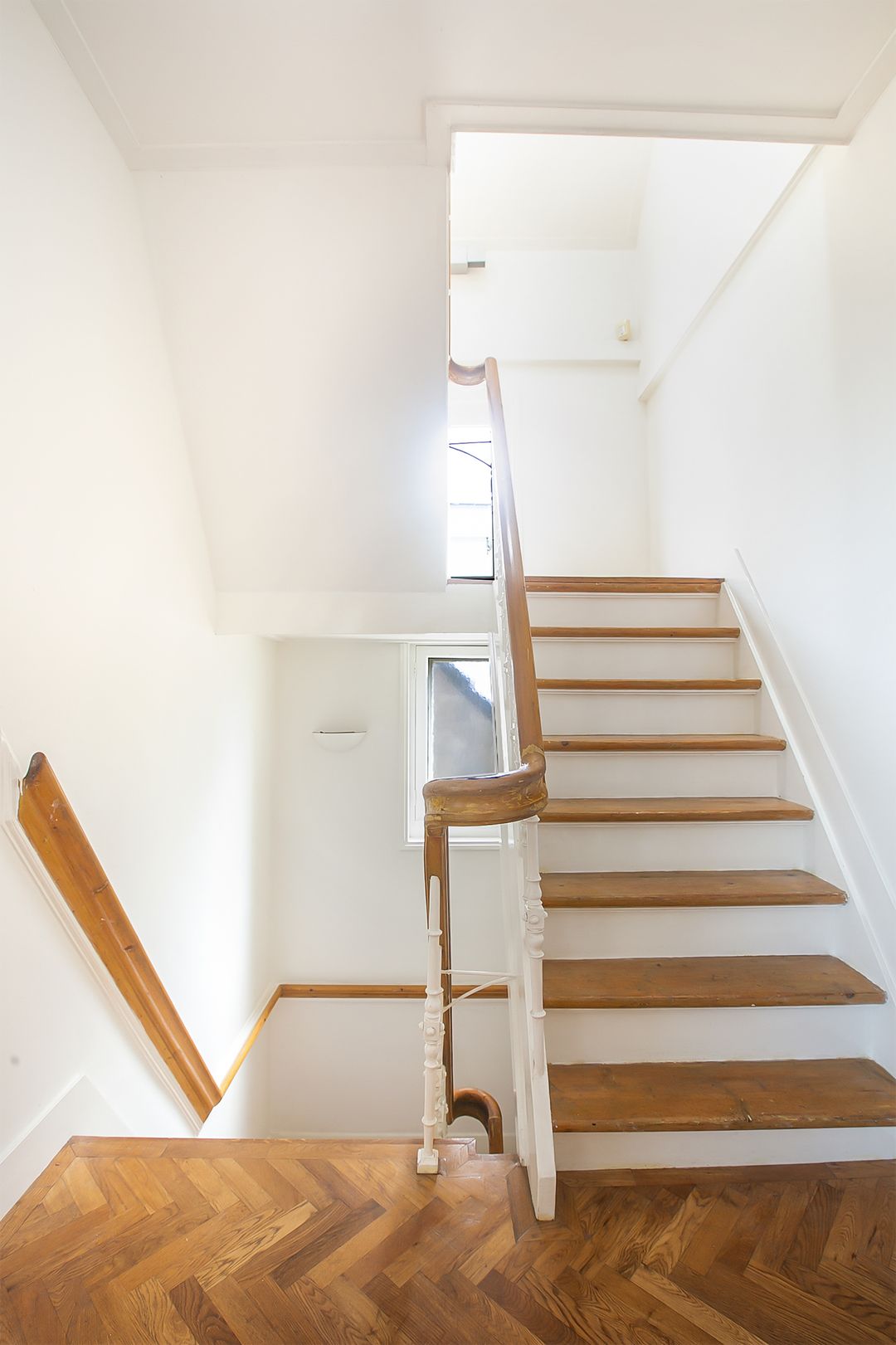 Photo 16 of Holkerstraat 8