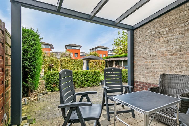 Foto 3 van Parelmoerboog 47