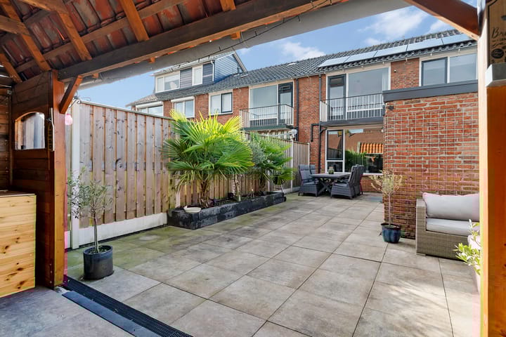 Foto 32 van Flevolandstraat 9