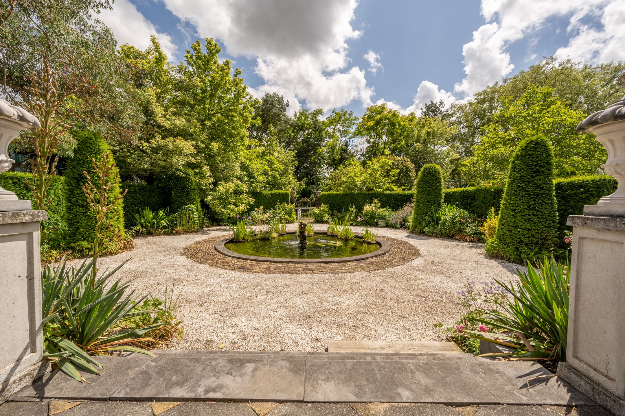 Photo 3 of Beneden Havendijk 109