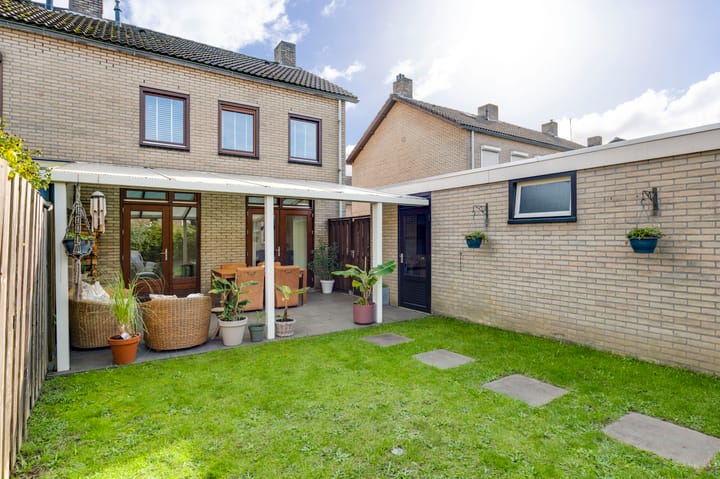 Foto 25 van Armstrongstraat 13