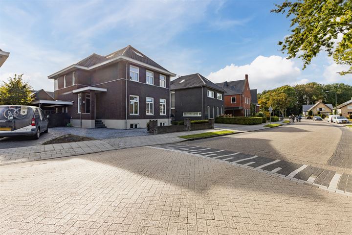 View photo 68 of Schadewijkstraat 29