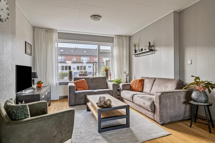 Foto 11 van Schoolstraat 8