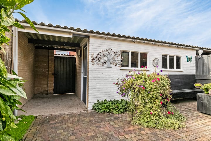 Foto 45 van Schoolstraat 8