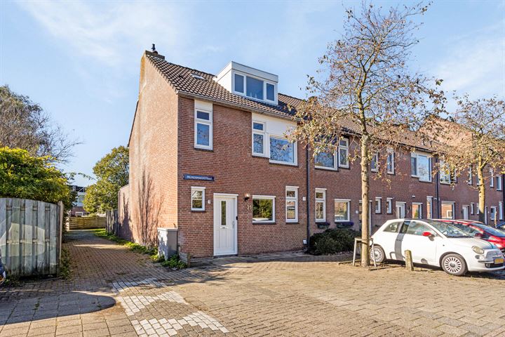 View photo 32 of Pruikenmakerstraat 31