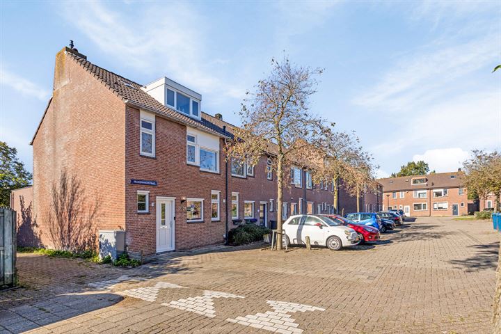 View photo 35 of Pruikenmakerstraat 31