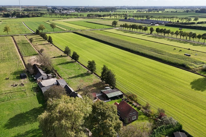 Bekijk foto 57 van Ruttenweg 2