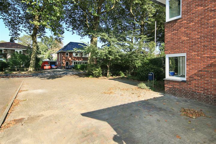 View photo 37 of Burgemeester Amersfoordtlaan 38