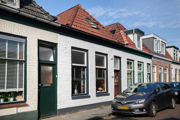 Bekijk foto 1 van Nieuwe Onnastraat 28