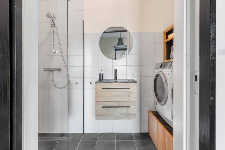 Foto 12 van Van Aostastraat 1-C