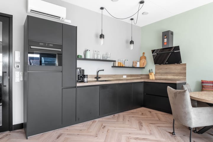 Foto 14 van Van Aostastraat 1-C