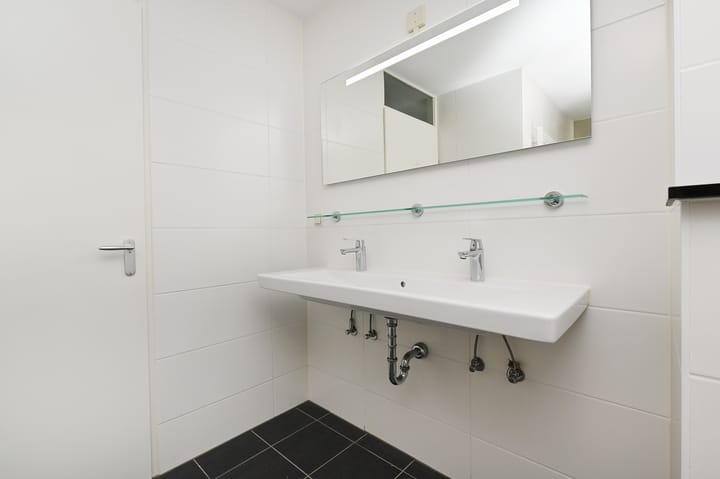 Photo 21 of Cornelis de Wittlaan 94