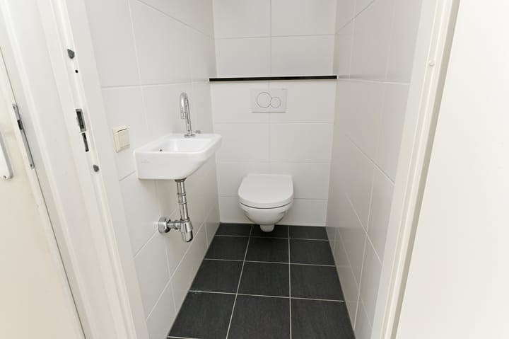 Photo 23 of Cornelis de Wittlaan 94