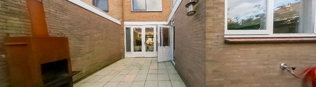 View 360° photo of Achtertuin of van Rennesstraat 14