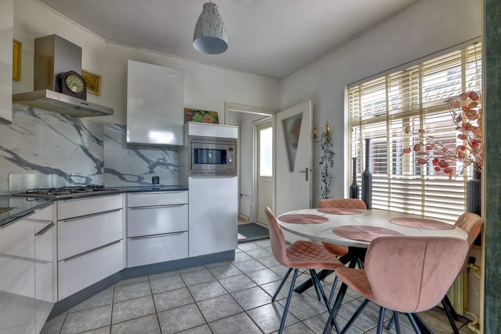 Foto 11 van Westerwoldestraat 10