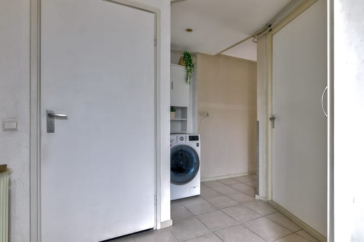 Foto 16 van Westerwoldestraat 10