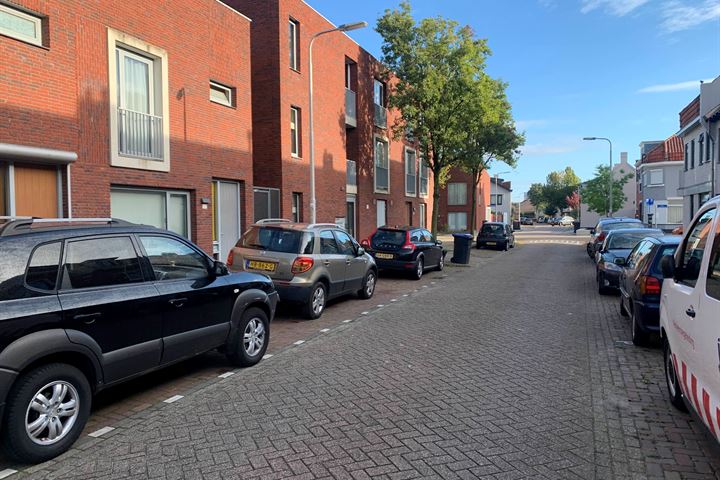 Bekijk foto 17 van Veestraat 135-B