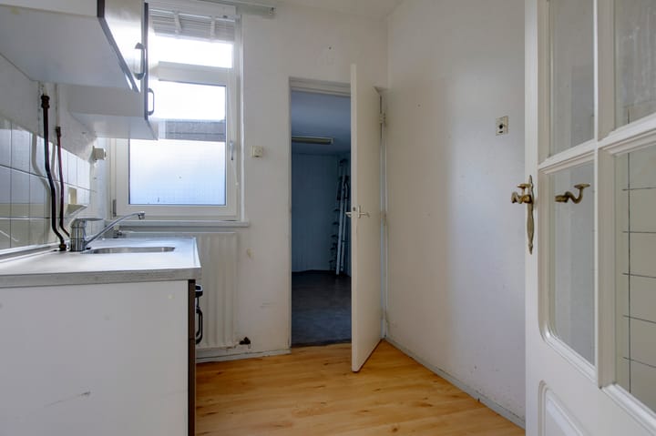 Foto 13 van Charlottestraat 29