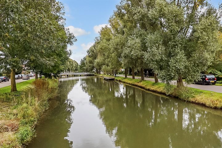 Bekijk foto 47 van Zuid-oostraklaan 14