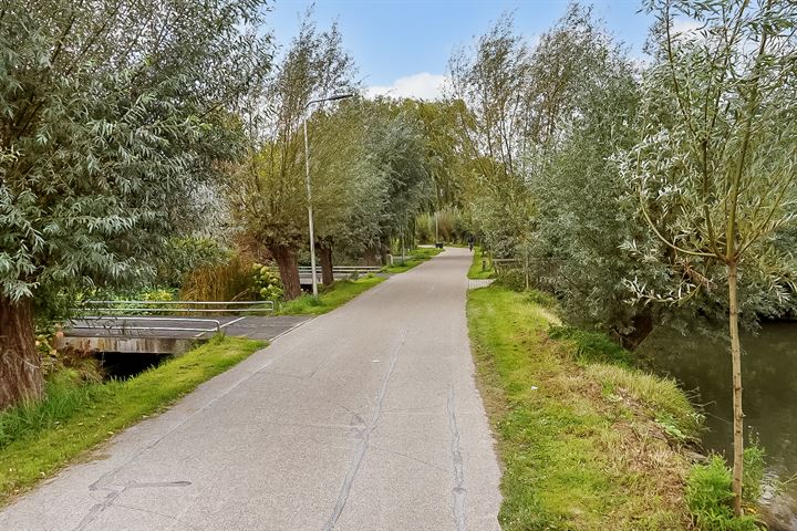 Bekijk foto 48 van Zuid-oostraklaan 14