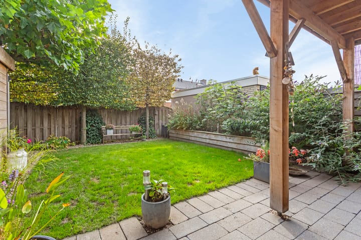 Foto 38 van Narcissenstraat 65