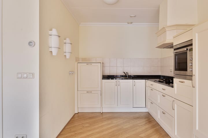 Photo 6 of Kerkstraat 35