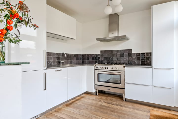 Foto 11 van Johanna Naberstraat 13