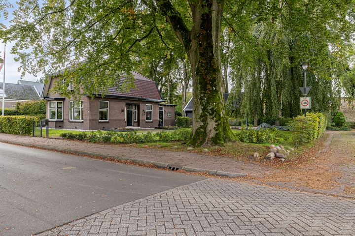 Bekijk foto 2 van Hoofdstraat 32