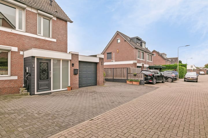 Foto 5 van Elvis Presleystraat 49