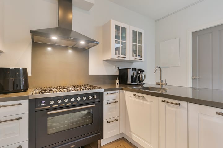 Foto 12 van van Koetsveldlaan 9